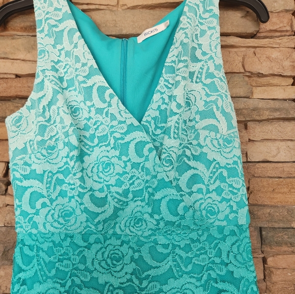 Overlay Ombre Agua Dress - Picture 4 of 7